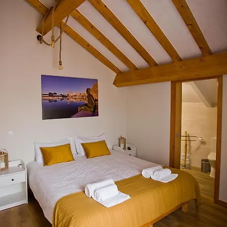 10 De Agosto Guest house *
