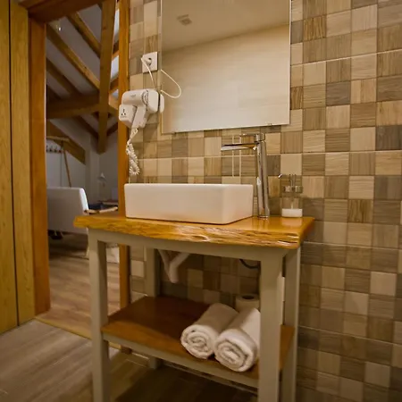 Affittacamere 10 De Agosto 3*