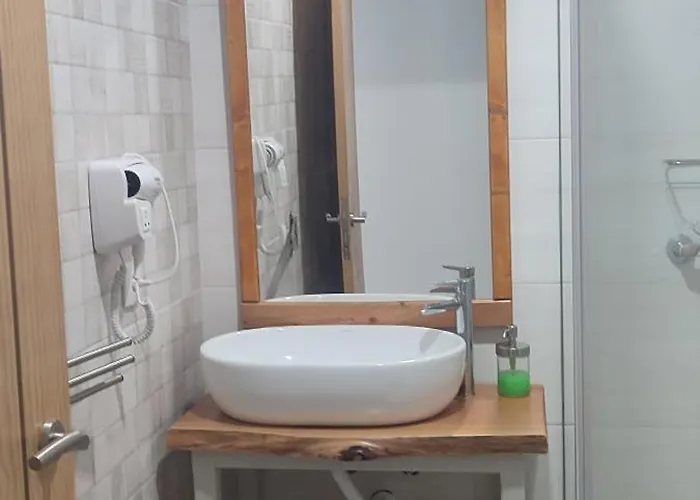 Konukevi 10 De Agosto